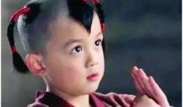 搞笑扎小辫的男人