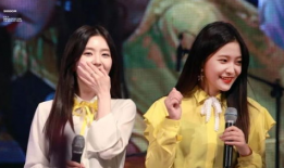 娱乐吃瓜君和七七对线